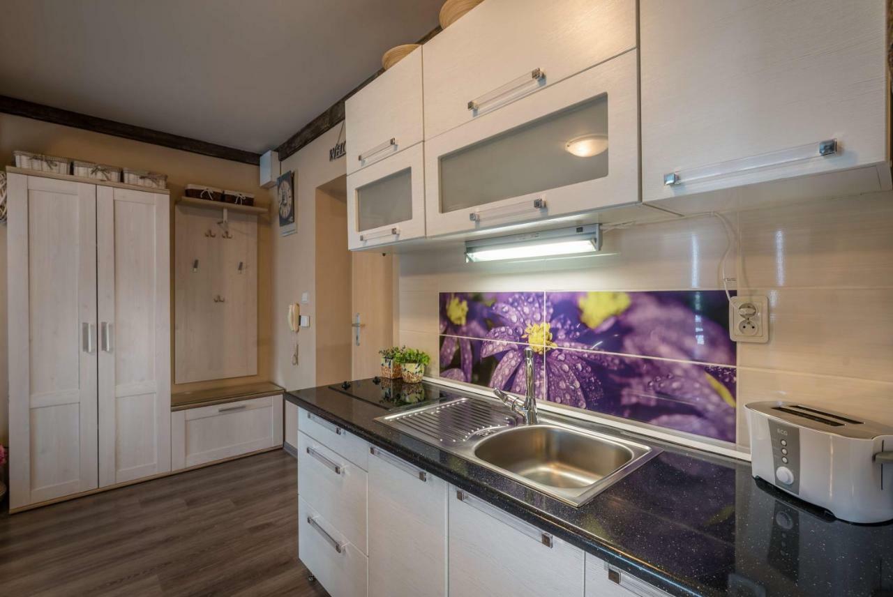 Apartment Provensal Liptovský Mikuláš Extérieur photo